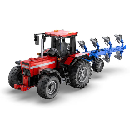 CaDA - Farm Tractor RC - 1:17