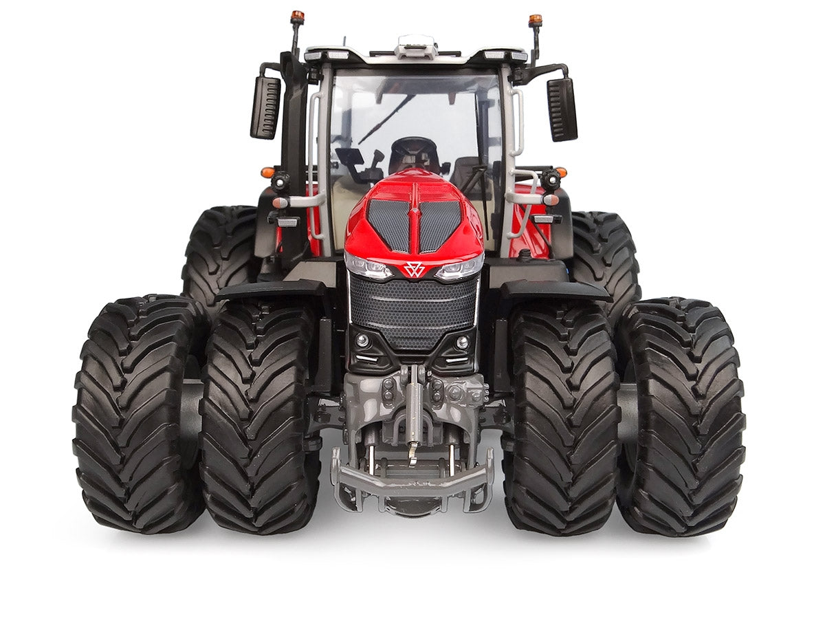 UNIVERSAL HOBBIES - Massey Ferguson MF 9S.425 - 8 Wheeler