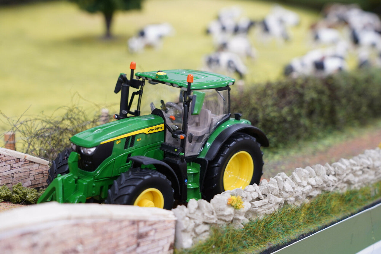 Britains - John Deere 6R 185 - 1:32