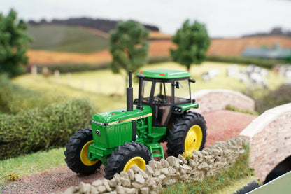 Britains - John Deere 4450 - 1:32