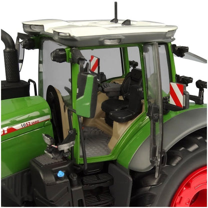 UNIVERSAL HOBBIES 1/32 FENDT 1052 VARIO EUROPE VERSION 2026