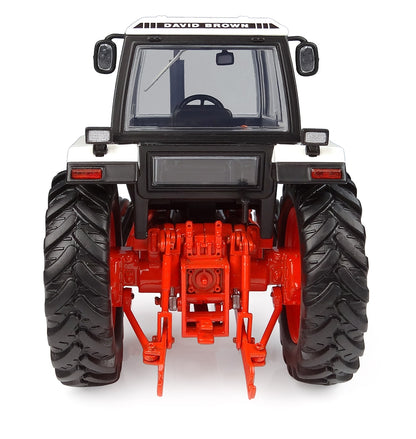 Universal Hobbies - David Brown 1690 4 wheel drive