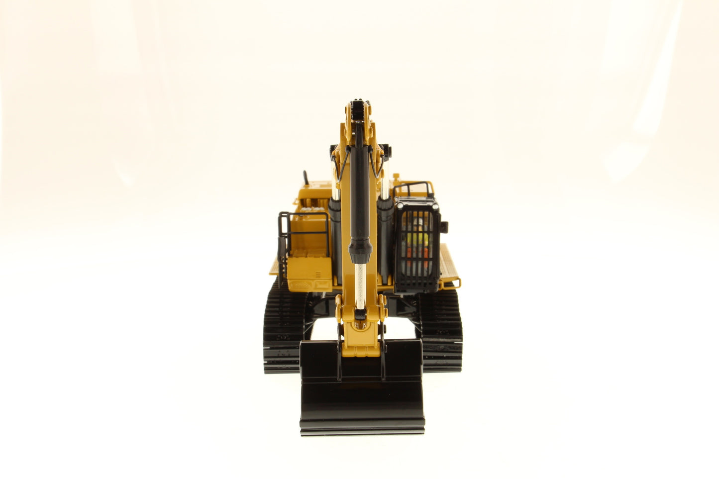 Die Cast Masters - 1:50 Cat® 390F L Hydraulic Excavator