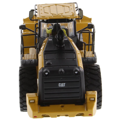 Die Cast Masters - 1:50 Cat® 966 Wheel Loader