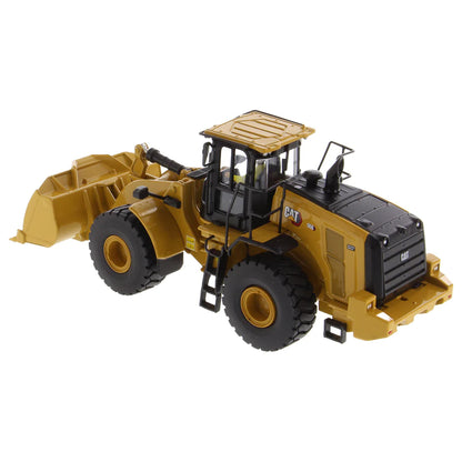 Die Cast Masters - 1:50 Cat® 966 Wheel Loader