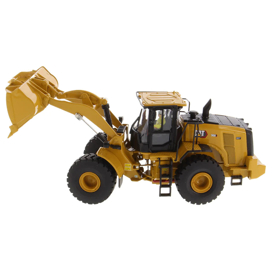 Die Cast Masters - 1:50 Cat® 966 Wheel Loader