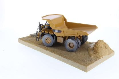Die Cast Masters - 1:50 Cat 770 Weathered Off-Highway Truck