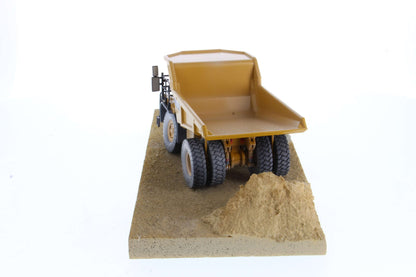 Die Cast Masters - 1:50 Cat 770 Weathered Off-Highway Truck