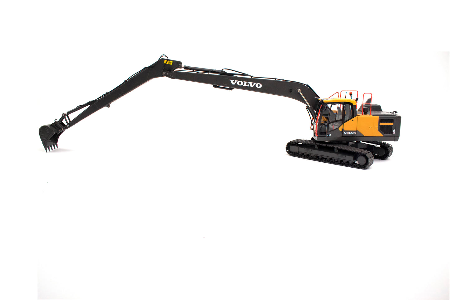 AT -  Volvo EC220ELR Long Reach Tracked excavator.