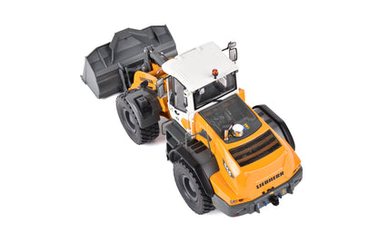 AT -  Liebherr L546 G8 Wheel loader - 1:32