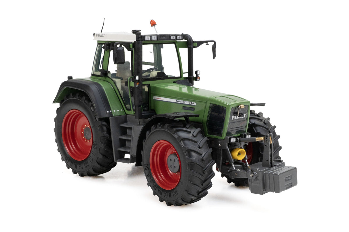 Weise - Fendt 824 Favorit - 1:32nd Scale