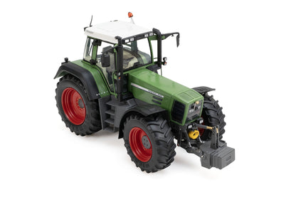 Weise - Fendt 824 Favorit - 1:32nd Scale
