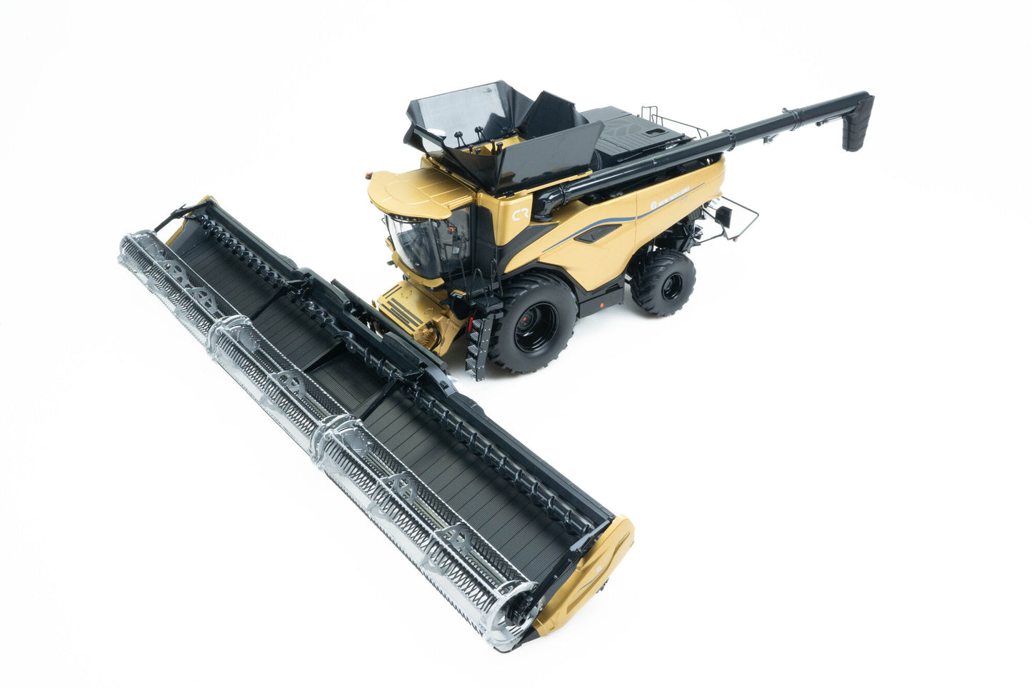 Universal Hobbies - New Holland CR11 Harvester Gold - 1:32