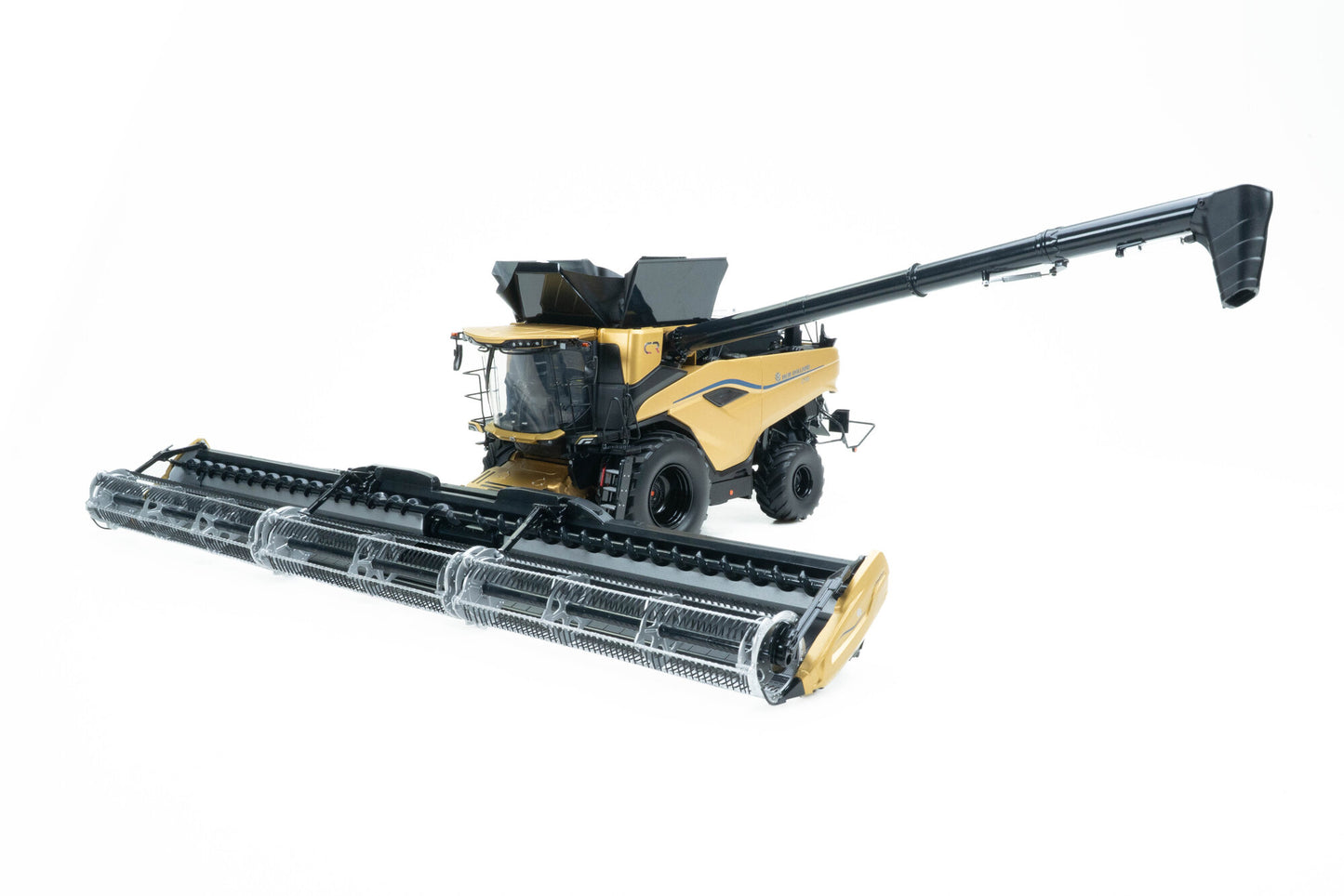 Universal Hobbies - New Holland CR11 Harvester Gold - 1:32