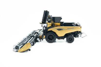 Universal Hobbies - New Holland CR11 Harvester Gold - 1:32