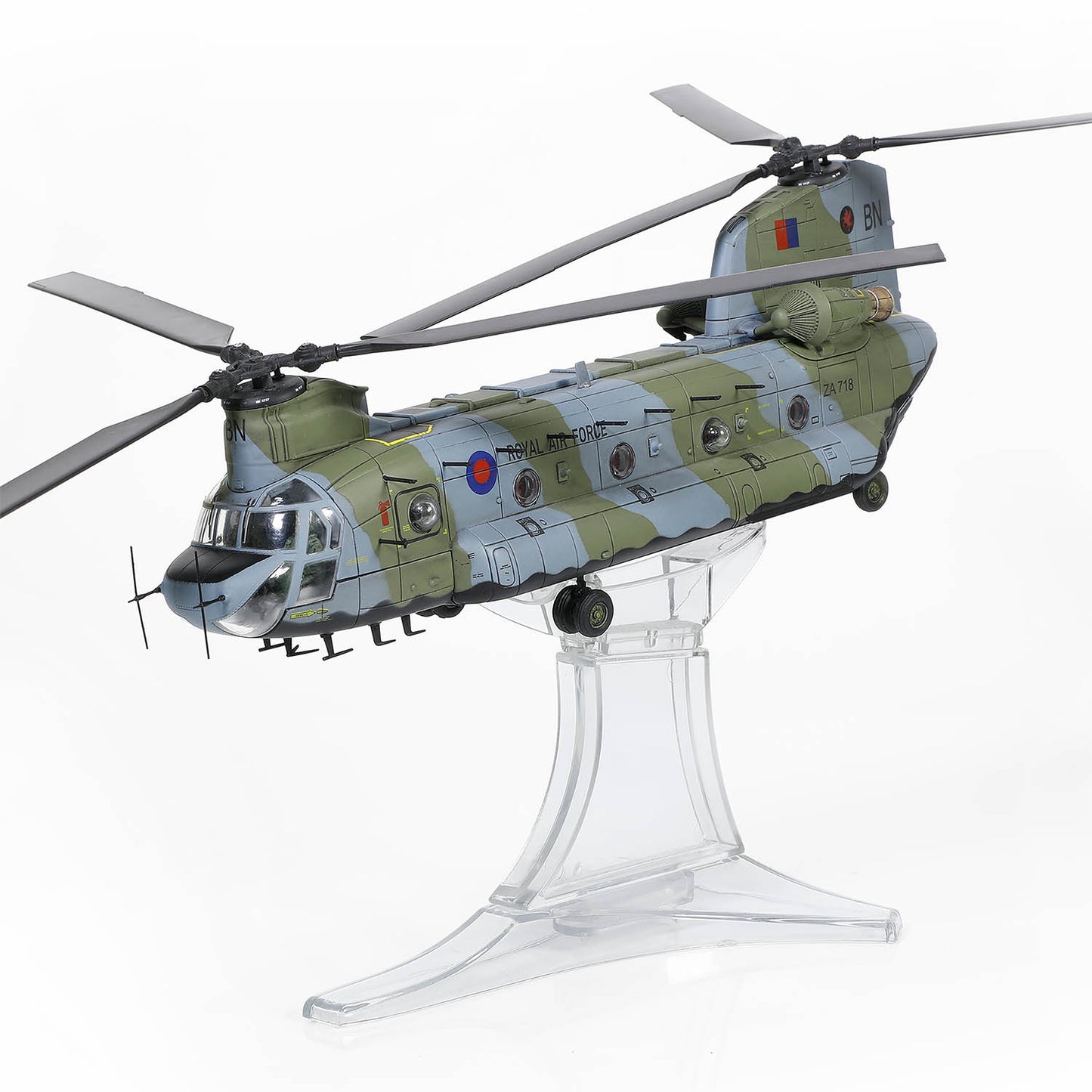 Forces of Valour - Chinook Falklands - 1:72