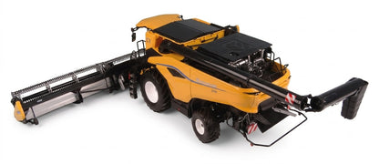 Universal Hobbies - New Holland CR11 Harvester - 1:32