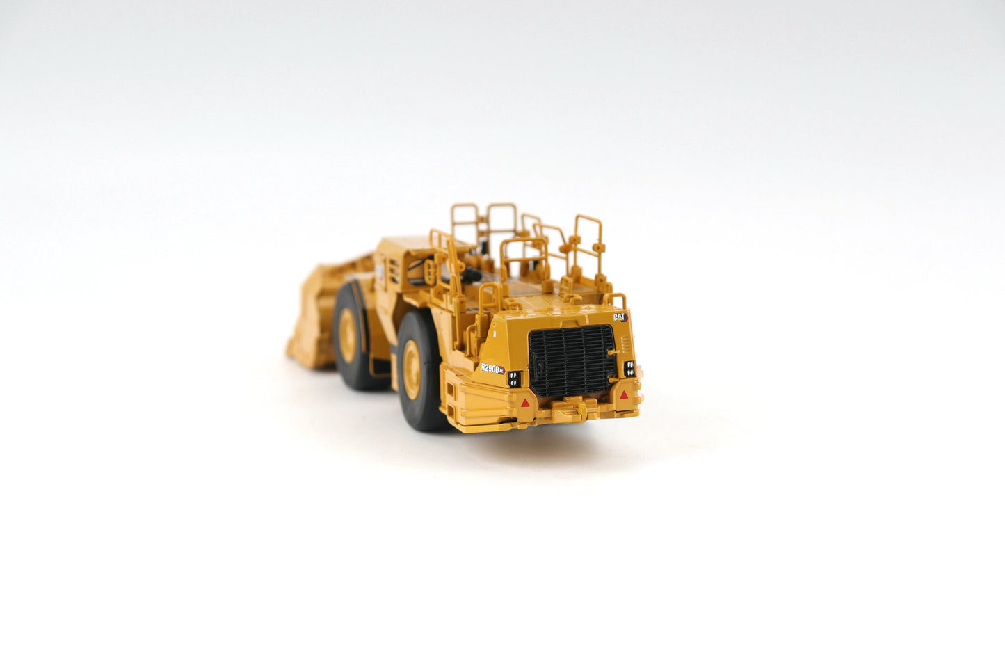 Die Cast Masters - Cat R2900 XE Underground Mining Loader - 1:50