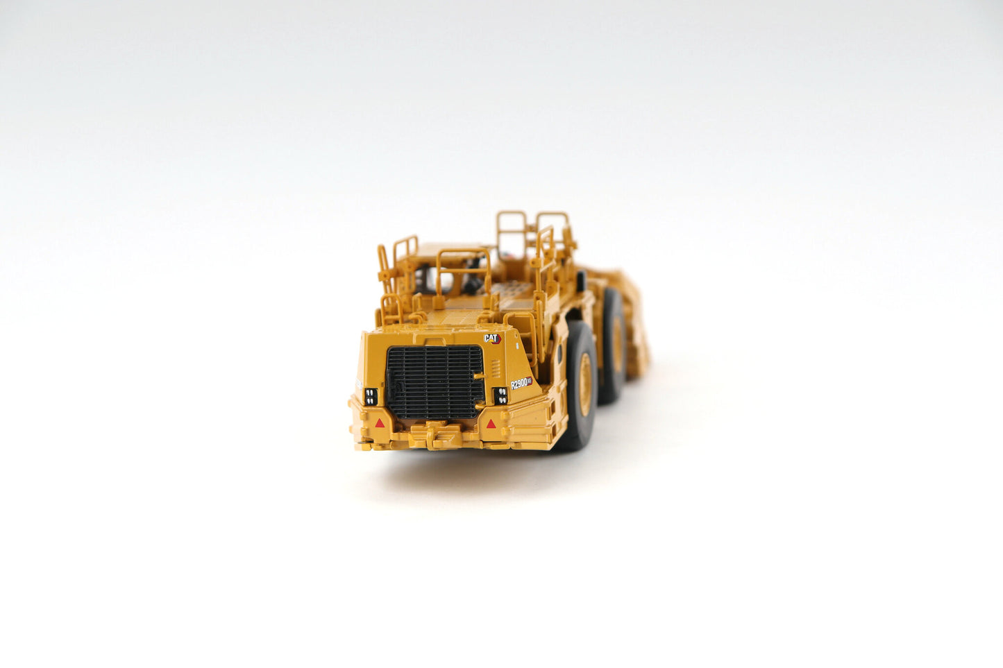 Die Cast Masters - Cat R2900 XE Underground Mining Loader - 1:50