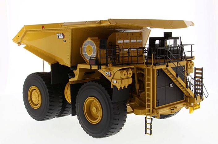 Die Cast Masters - 1:50 Cat 798 AC Mining Truck